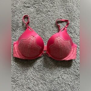 Victoria’s Secret hot pink bombshell push up bra